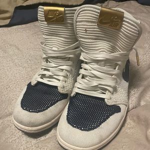 Jordan 1 High Og Jeter Captain